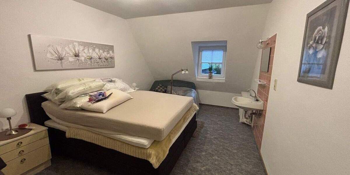 Bauernhaus, Landhaus Olpe Rhonard - 1 Zimmer, 390 m&sup2;, 1.280.000&euro; | Angebot:25666276