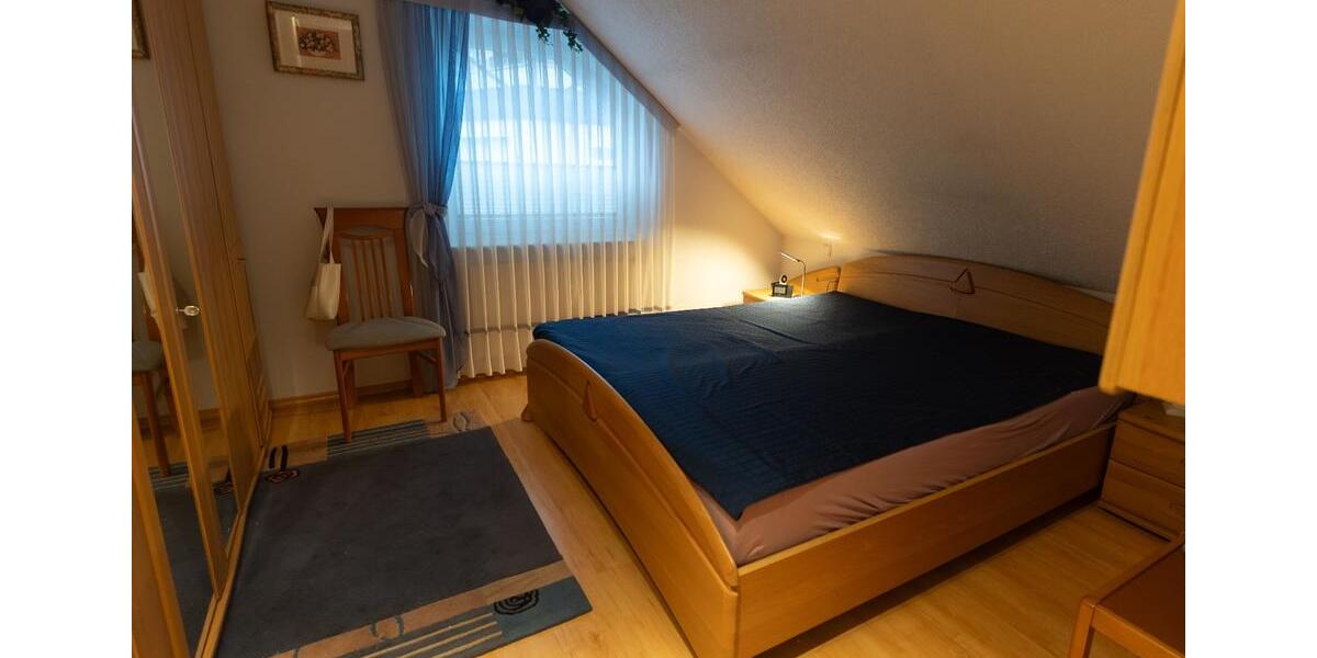 Dachgeschoßwohnung Hilchenbach - 3 Zimmer, 93 m&sup2;, 900&euro; | Angebot:25974797