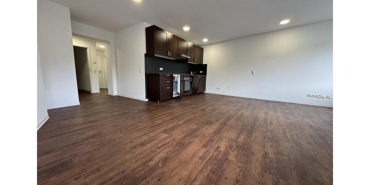 Etagenwohnung Siegen - 2 Zimmer, 62 m&sup2;, 750&euro; | Angebot:25352663