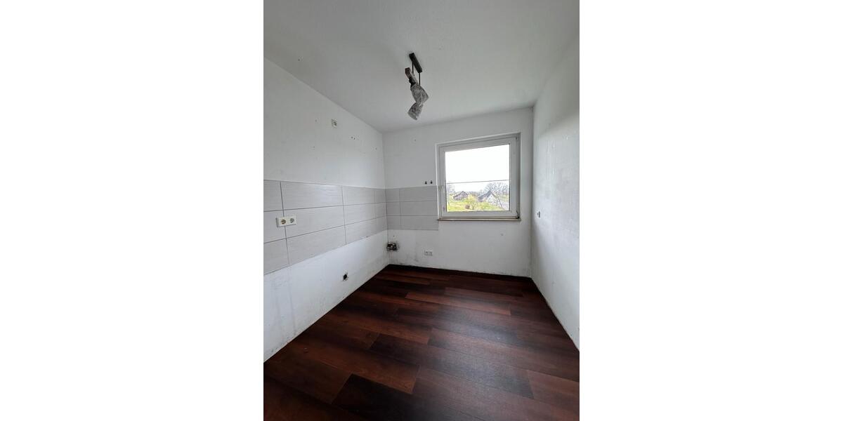Erdgeschoßwohnung Waldbröl - 3 Zimmer, 80 m&sup2;, 870&euro; | Angebot:25654716
