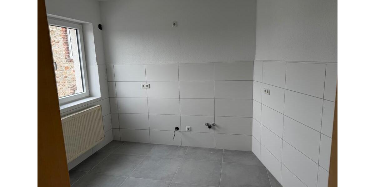 Etagenwohnung Hachenburg - 2 Zimmer, 125 m&sup2;, 1.100&euro; | Angebot:25999964
