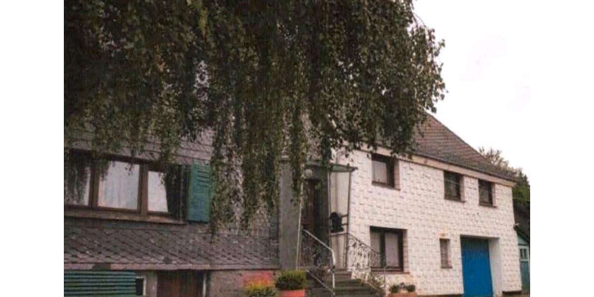 Einfamilienhaus Bad Marienberg (Westerwald) - 7 Zimmer, 170 m&sup2;, 135.000&euro; | Angebot:25082947