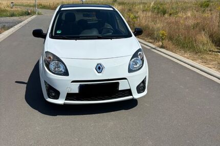 Renault Twingo 119.000 km 3.499 &euro; Scheuerfeld 57584
