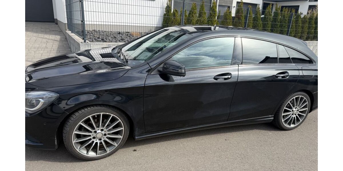 Mercedes-Benz CLA 200 Shooting Brake 196.000 km 12.000 &euro; Waldbröl 51545