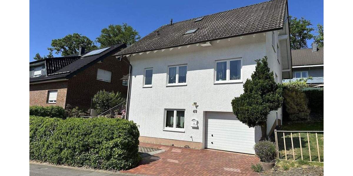 Einfamilienhaus Waldbröl - 6 Zimmer, 126 m&sup2;, 399.000&euro; | Angebot:25724184