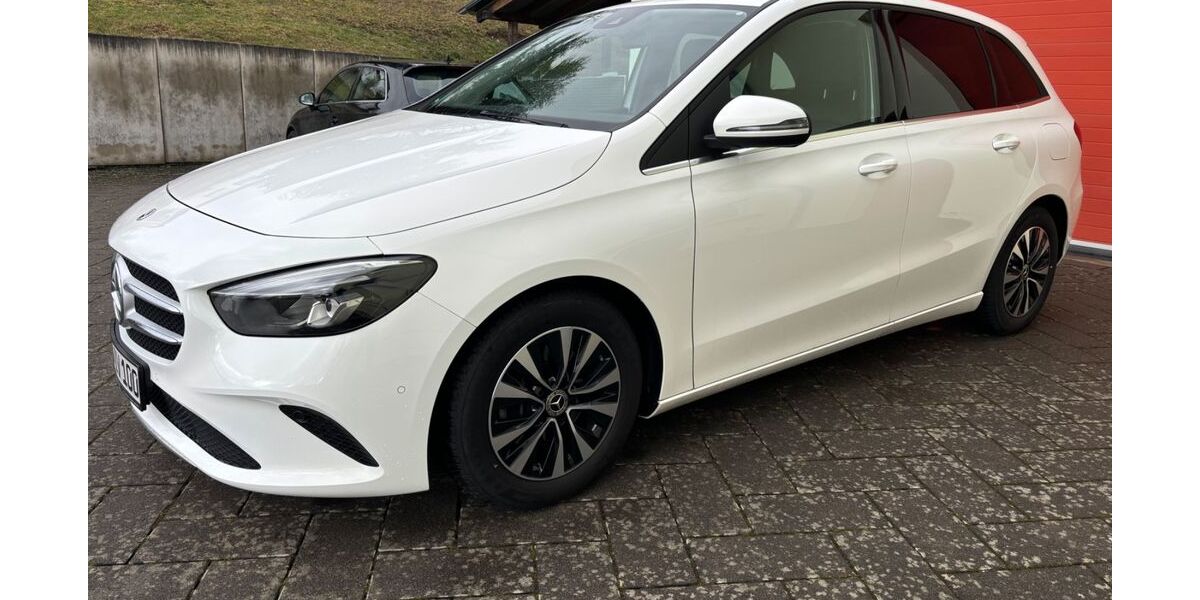 Mercedes-Benz B 200 99.680 km 19.299 &euro; Dillenburg 35685