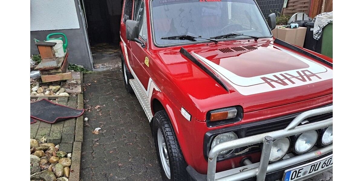 Lada Niva 44.523 km 9.999 &euro; Kreuztal 57223