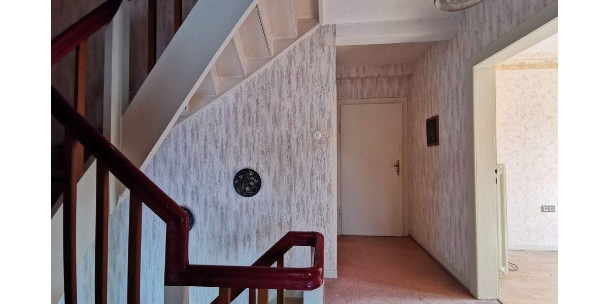 Einfamilienhaus Mudersbach - 7 Zimmer, 131 m&sup2;, 179.000&euro; | Angebot:25820831