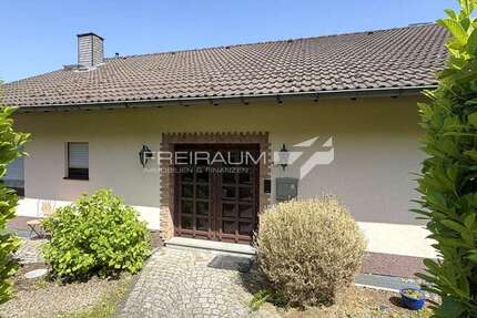 Haus Burbach - 5 Zimmer, 168 m&sup2;, 349.000&euro; | Angebot:26841473