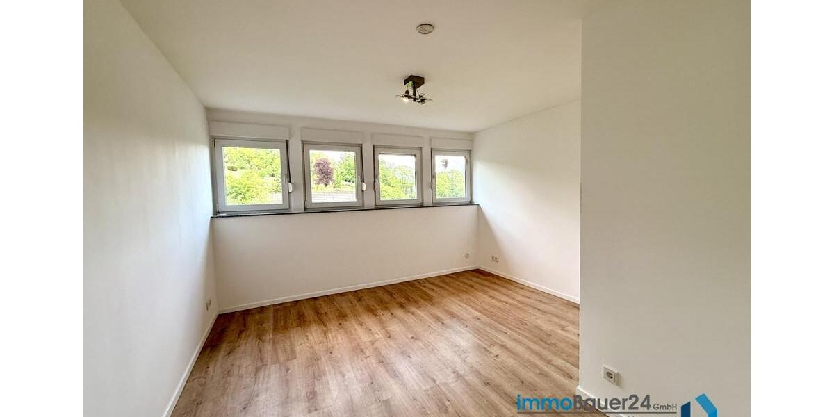 Dachgeschoßwohnung Mudersbach - 3 Zimmer, 99 m&sup2;, 941&euro; | Angebot:26649392
