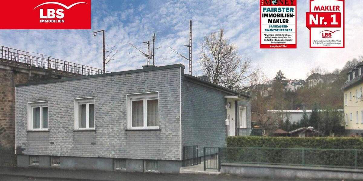 Einfamilienhaus Siegen Kaan-Marienborn - 4 Zimmer, 100 m&sup2;, 198.000&euro; | Angebot:25741641