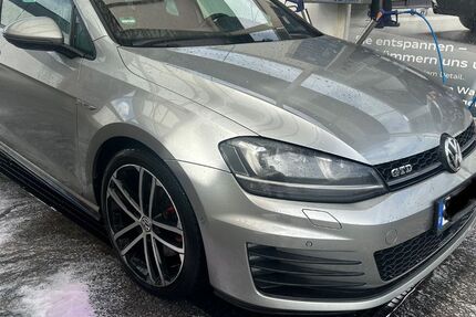 VW Golf 248.000 km 11.700 &euro; Siegen 57074