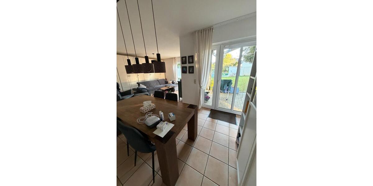 Etagenwohnung Haiger - 3 Zimmer, 85 m&sup2;, 830&euro; | Angebot:26663197
