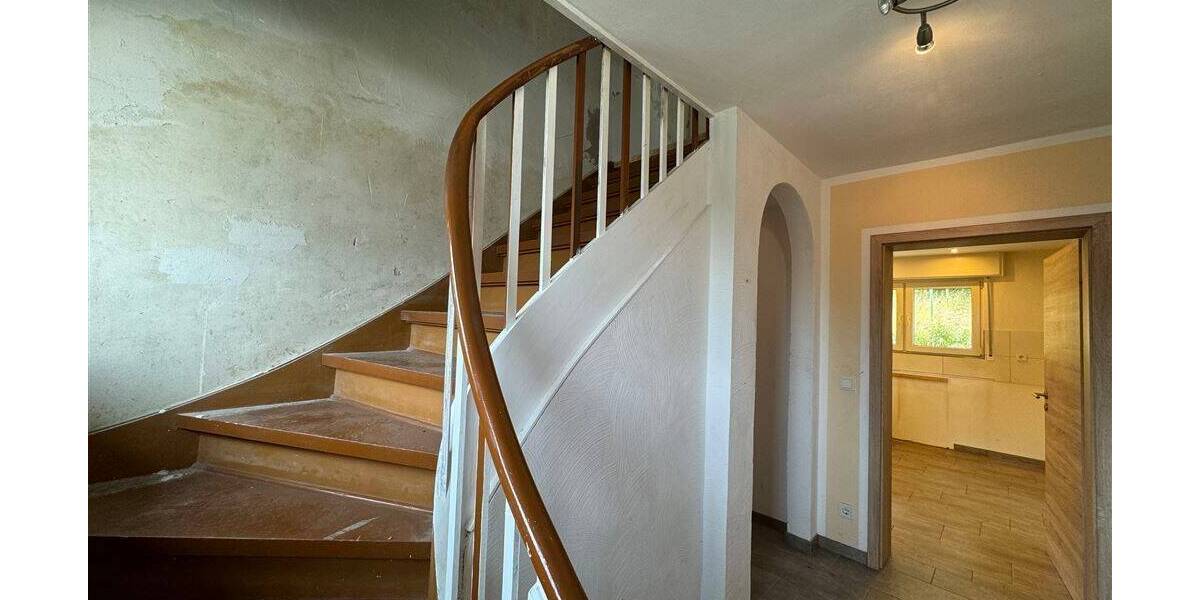 Einfamilienhaus Kirchhundem Oberhundem - 5 Zimmer, 125 m&sup2;, 129.000&euro; | Angebot:25682547