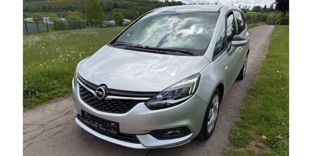 Opel Zafira 132.000 km 8.990 &euro; Kirchhundem 57399