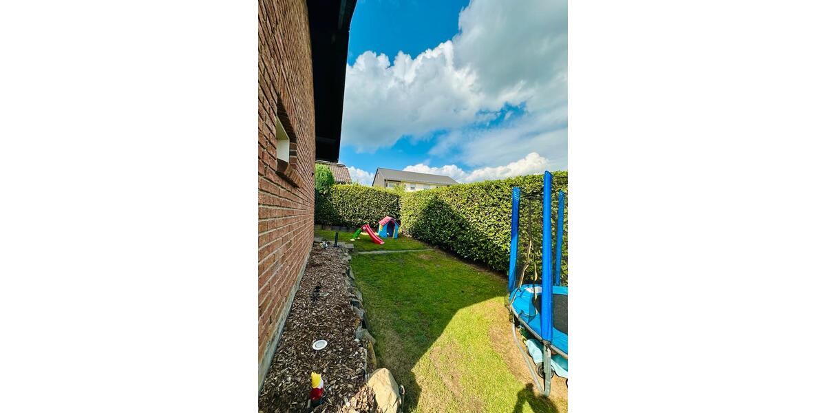 Doppelhaushälfte Nauroth - 5 Zimmer, 125 m&sup2;, 267.000&euro; | Angebot:26040139