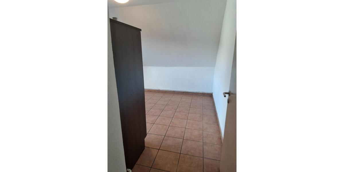 Dachgeschoßwohnung Siegen - 2 Zimmer, 48 m&sup2;, 580&euro; | Angebot:26669612