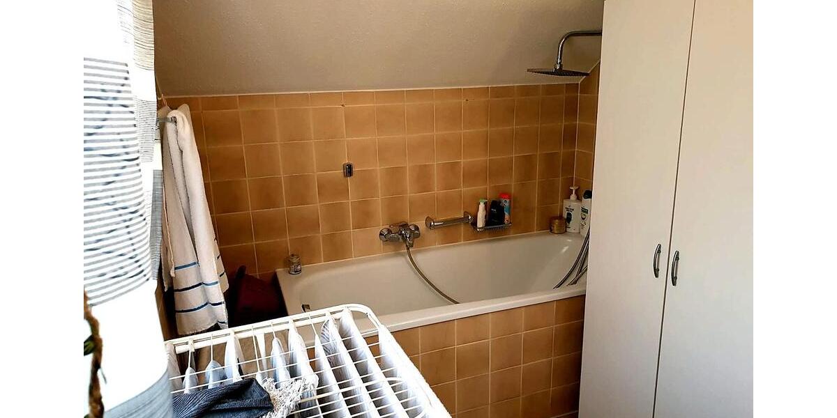 Dachgeschoßwohnung Siegen Dillnhütten - 1 Zimmer, 31 m&sup2;, 83.500&euro; | Angebot:27197361