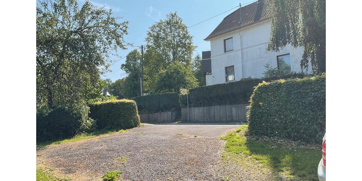 Einfamilienhaus Waldbröl - 8 Zimmer, 150 m&sup2;, 220.000&euro; | Angebot:26061112