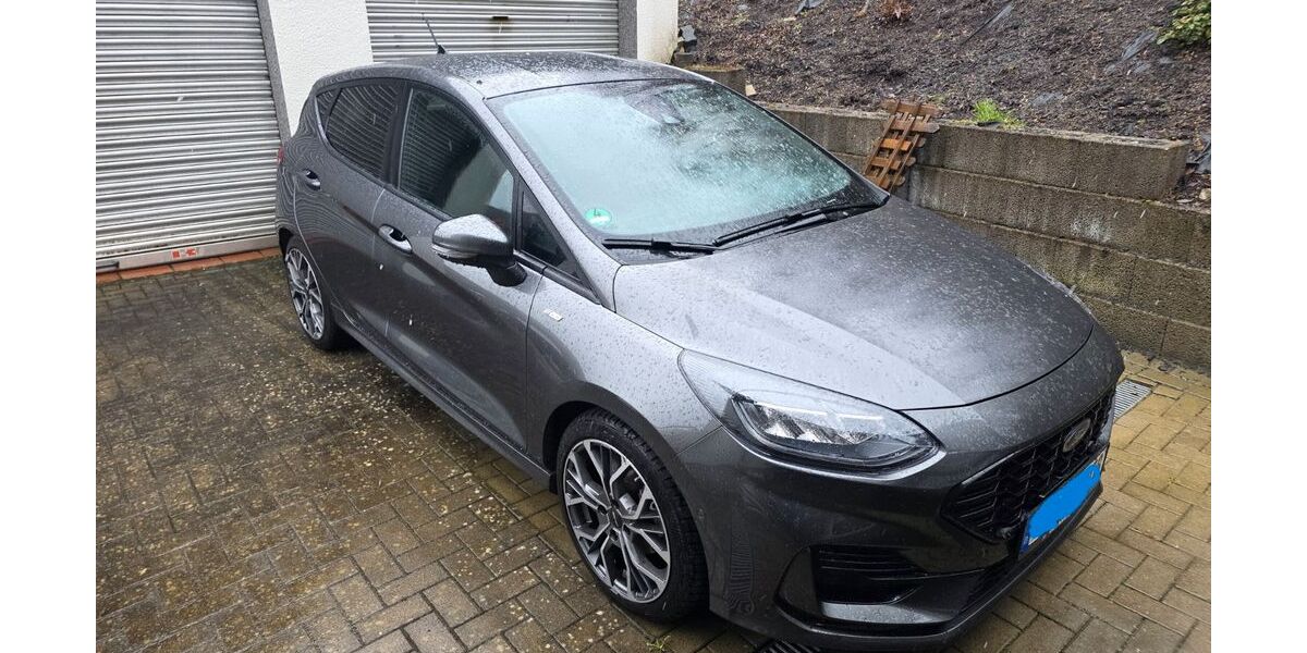 Ford Fiesta 26.443 km 18.400 &euro; Netphen 57250