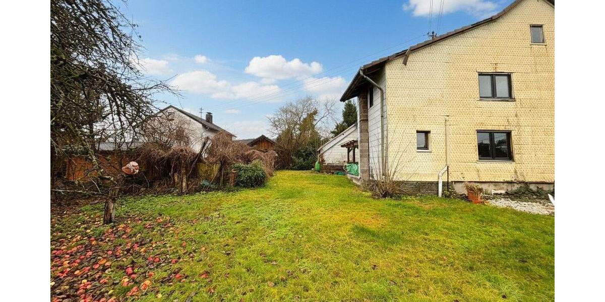 Einfamilienhaus Hamm VG - 7 Zimmer, 120 m&sup2;, 125.000&euro; | Angebot:25776417