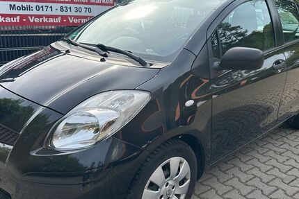 Toyota Yaris 165.200 km 3.200 &euro; Siegen 57080