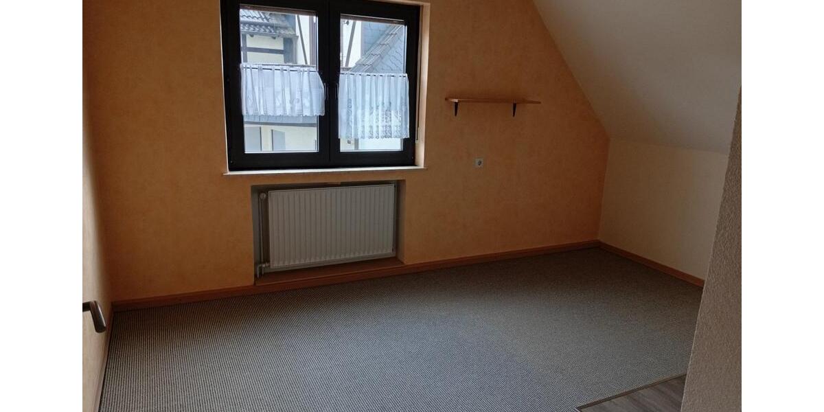 Mehrfamilienhaus, Wohnhaus Elkenroth - 10 Zimmer, 145 m&sup2;, 212.000&euro; | Angebot:27063987