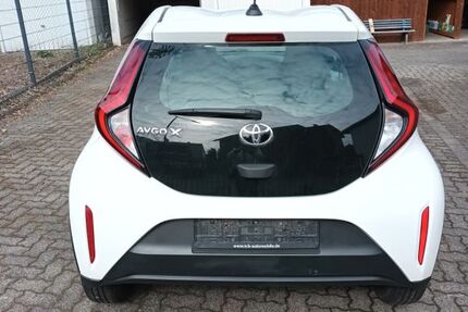 Toyota Aygo (X) 144.000 km 8.300 &euro; Kreuztal 57223