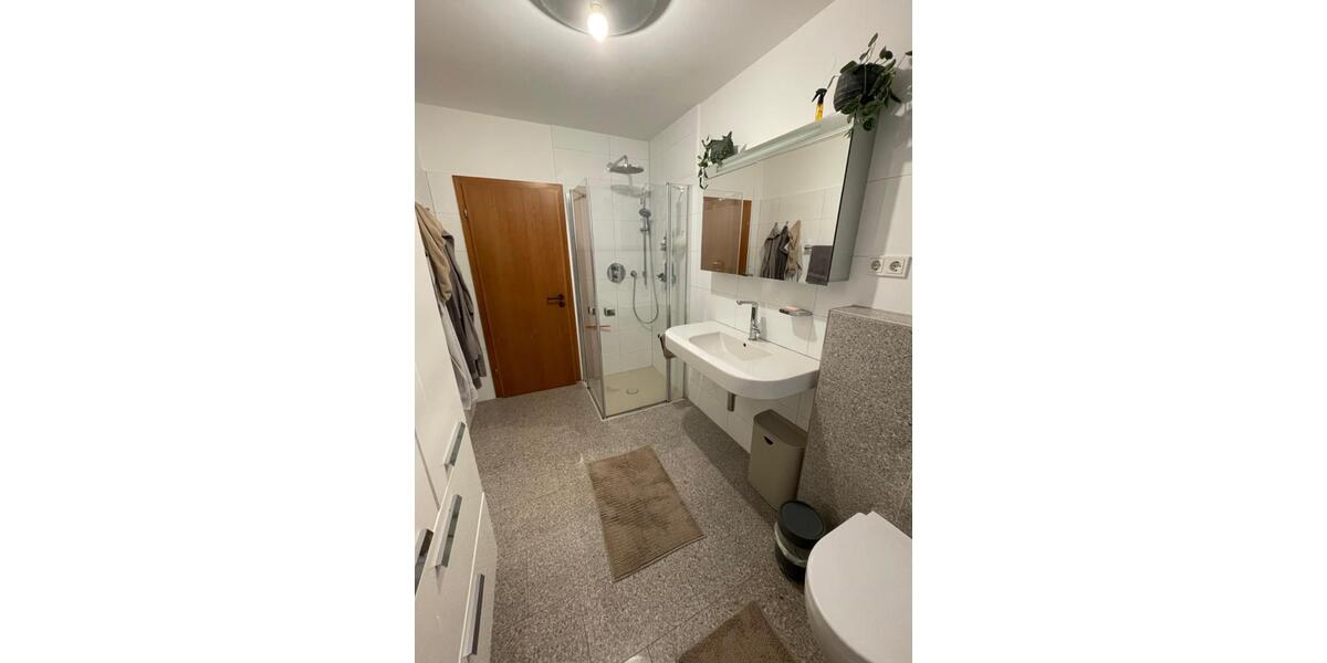 Etagenwohnung Siegen - 2 Zimmer, 75 m&sup2;, 700&euro; | Angebot:25361944