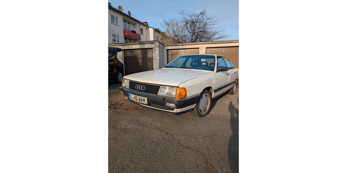 Audi 100 176.000 km 4.700 &euro; Siegen 57078