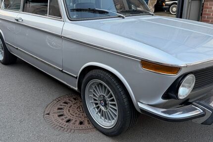 BMW 2002 180.000 km 39.900 &euro; Siegen 57072