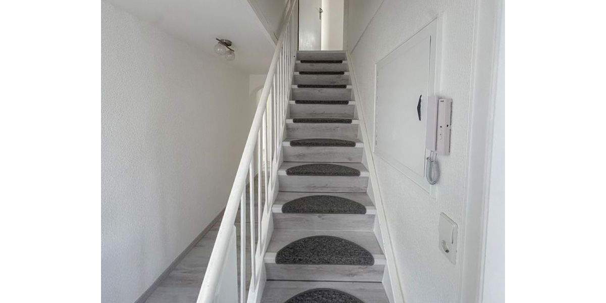 Mehrfamilienhaus, Wohnhaus Zehnhausen bei Rennerod - 6 Zimmer, 230 m&sup2;, 250.000&euro; | Angebot:25691895