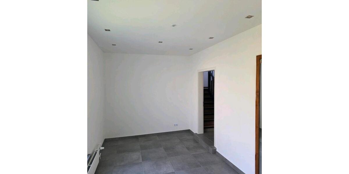 Erdgeschoßwohnung Niederfischbach - 3 Zimmer, 90 m&sup2;, 900&euro; | Angebot:26621572