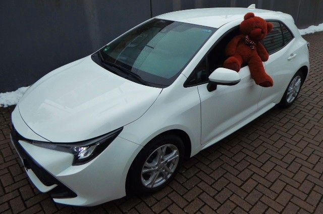 Toyota Corolla 8.765 km 17.212 &euro; Kreuztal-Krombach 57223