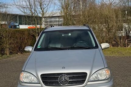 Mercedes-Benz ML 270 186.020 km 9.900 &euro; Lennestadt 57368
