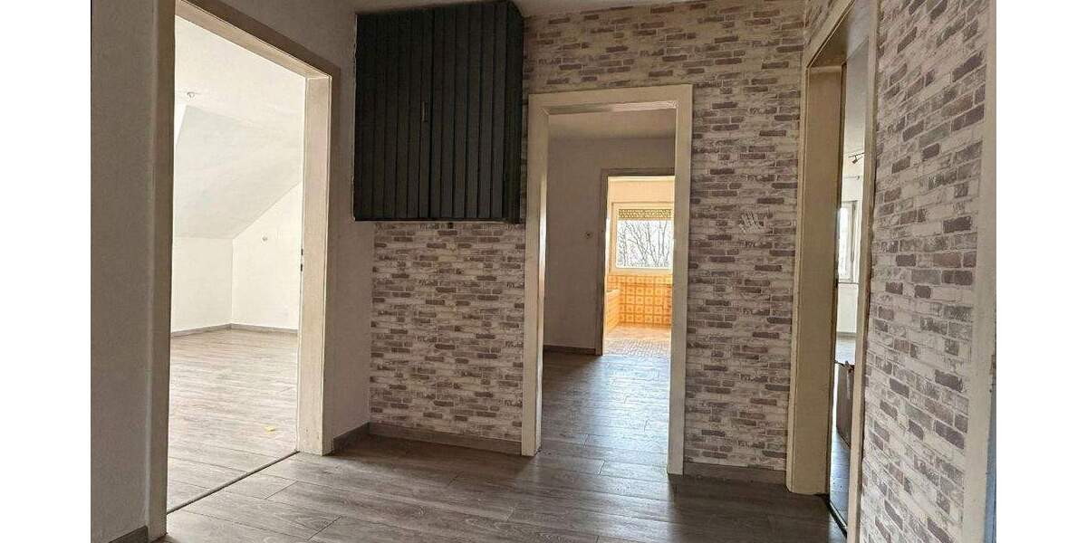 Einfamilienhaus Rosenheim - 7 Zimmer, 206 m&sup2;, 169.000&euro; | Angebot:25685055