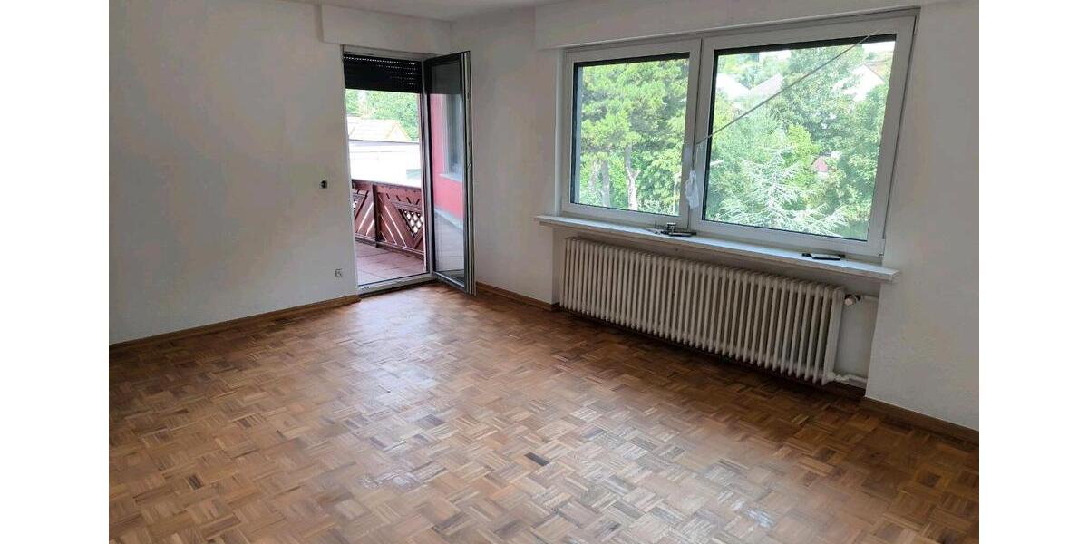 Etagenwohnung Siegen Weidenau - 3 Zimmer, 107 m&sup2;, 1.100&euro; | Angebot:26446378