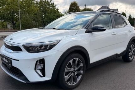 Kia Stonic 54.000 km 17.990 &euro; Bruchertseifen 57539