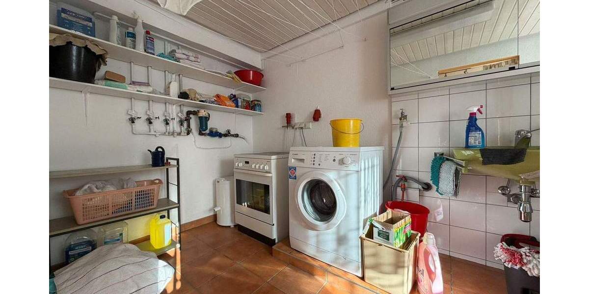 Mehrfamilienhaus, Wohnhaus Hamm/Sieg Sieg - 6 Zimmer, 190 m&sup2;, 395.000&euro; | Angebot:25691943