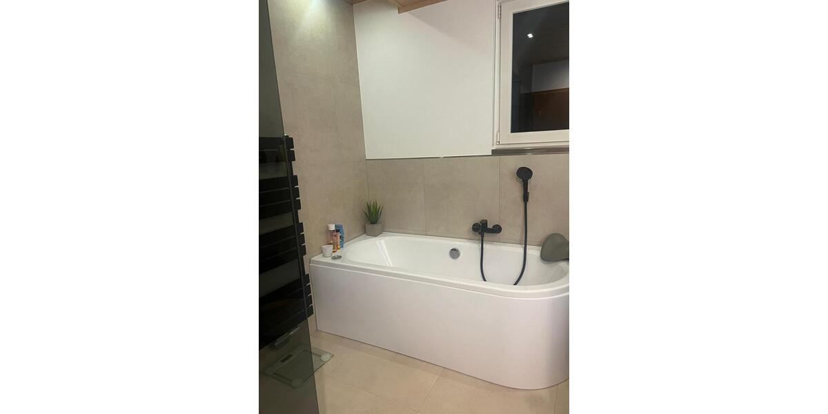 Doppelhaushälfte Herborn - 7 Zimmer, 175 m&sup2;, 372.000&euro; | Angebot:25544109