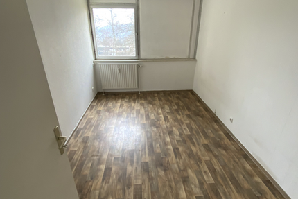 Wohnung Kreuztal - 3 Zimmer, 75 m&sup2;, 374&euro; | Angebot:25818586