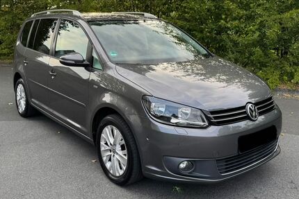 VW Touran 237.000 km 5.790 &euro; Burbach 57299