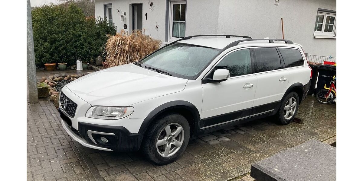 Volvo XC70 237.800 km 11.100 &euro; Dillenburg 35689