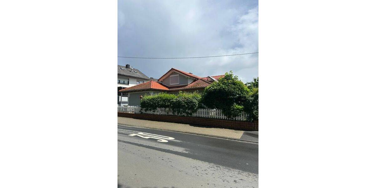 Einfamilienhaus Haiger Allendorf - 6 Zimmer, 135 m&sup2;, 425.000&euro; | Angebot:26815896