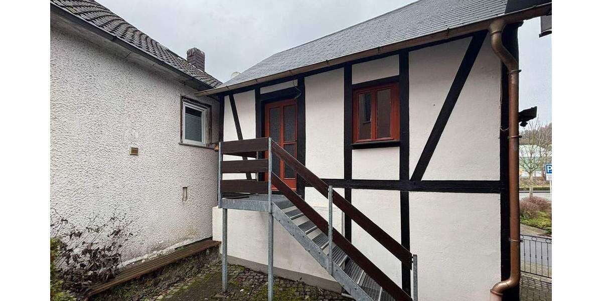 Doppelhaushälfte Wissen - 6 Zimmer, 105 m&sup2;, 185.000&euro; | Angebot:25738137