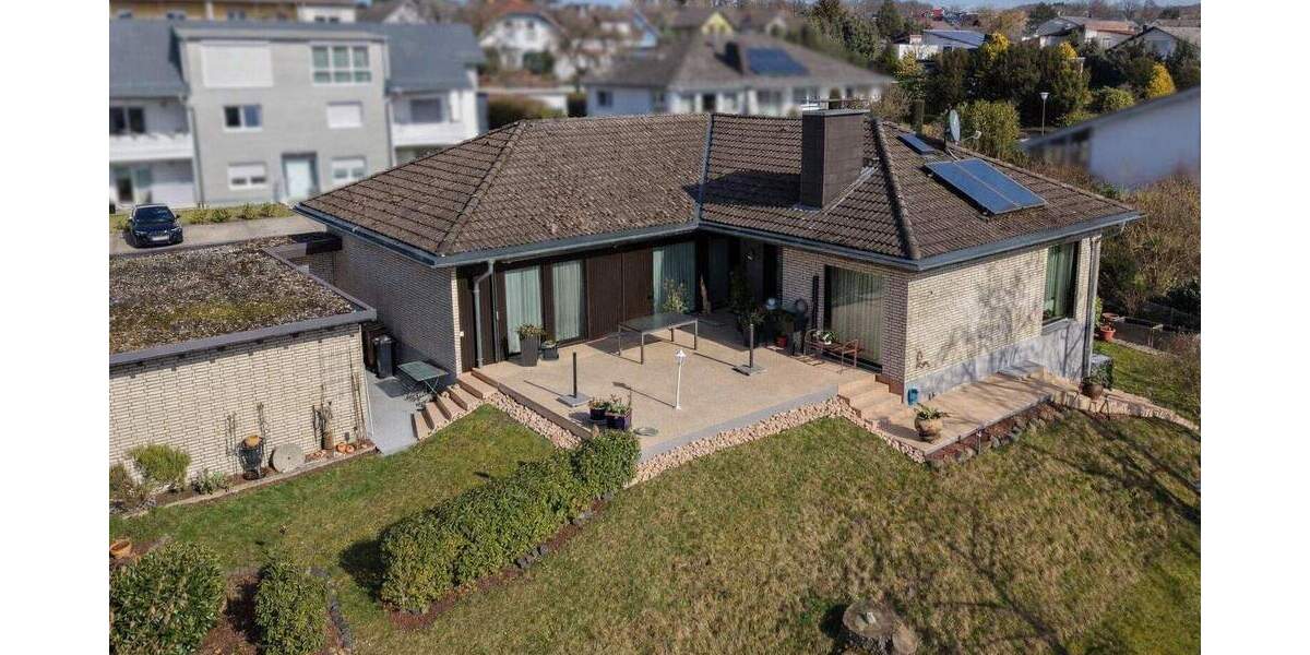 Einfamilienhaus Hachenburg - 7 Zimmer, 219 m&sup2;, 580.000&euro; | Angebot:25738118