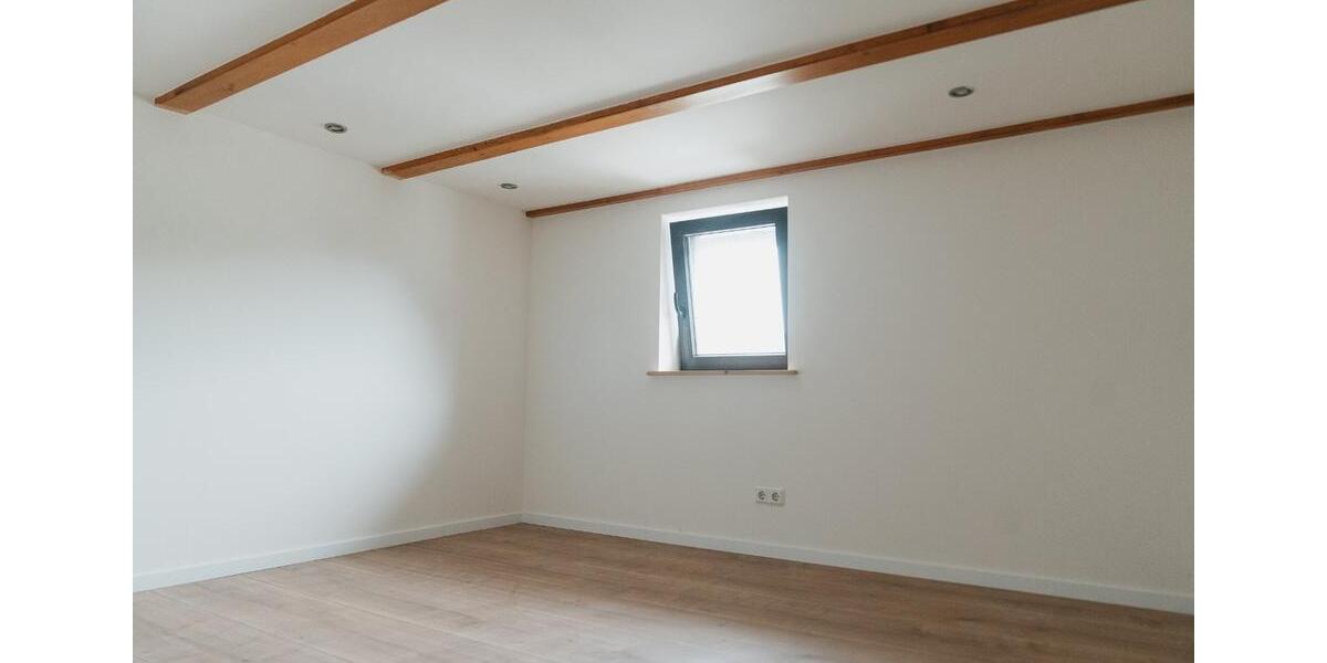 Mehrfamilienhaus, Wohnhaus Waldbröl - 5 Zimmer, 190 m&sup2;, 145.000&euro; | Angebot:27096322