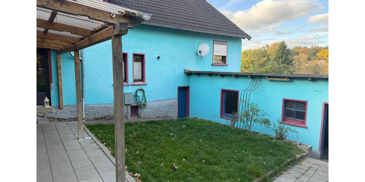 Mehrfamilienhaus, Wohnhaus Hellenhahn-Schellenberg Schellenberg - 9 Zimmer, 240 m&sup2;, 198.000&euro; | Angebot:23181294