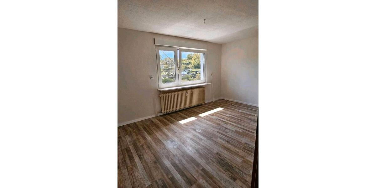 Etagenwohnung Olpe - 3 Zimmer, 107 m&sup2;, 1.050&euro; | Angebot:26643583