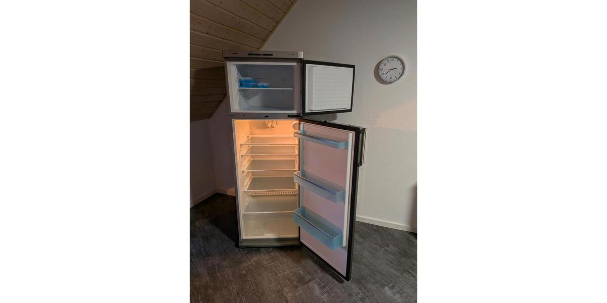 Dachgeschoßwohnung Rennerod - 2 Zimmer, 90 m&sup2;, 650&euro; | Angebot:25830737